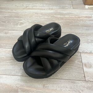 Seychelles Black Platform Sandals